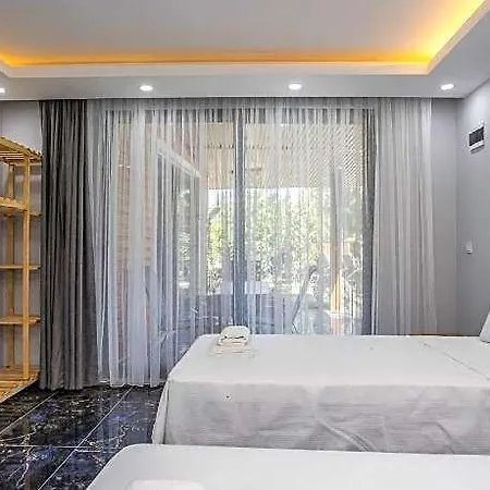 Terra Garden Hotel 5*